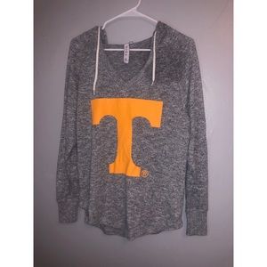 NWOT Tennessee Volunteers long sleeve hooded shirt